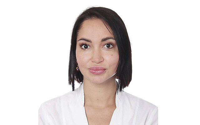 Комаревцева Дина Ренатовна